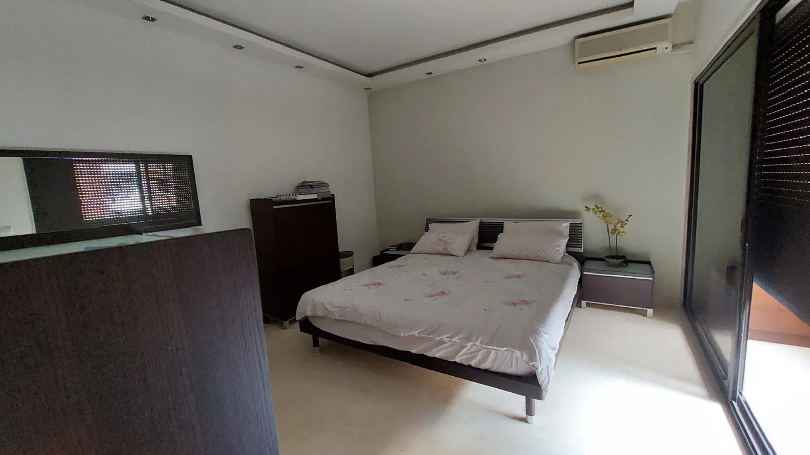 Apartment for Rent in Tallet Khayat, Beirut, Lebanon — الصورة 4