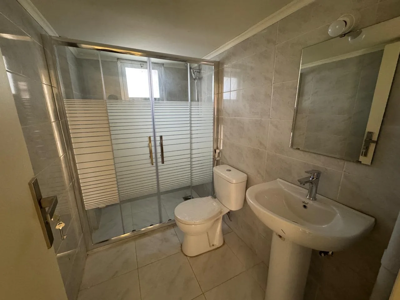 Apartment for sale in Ras Beirut, Beirut, Lebanon — الصورة 9