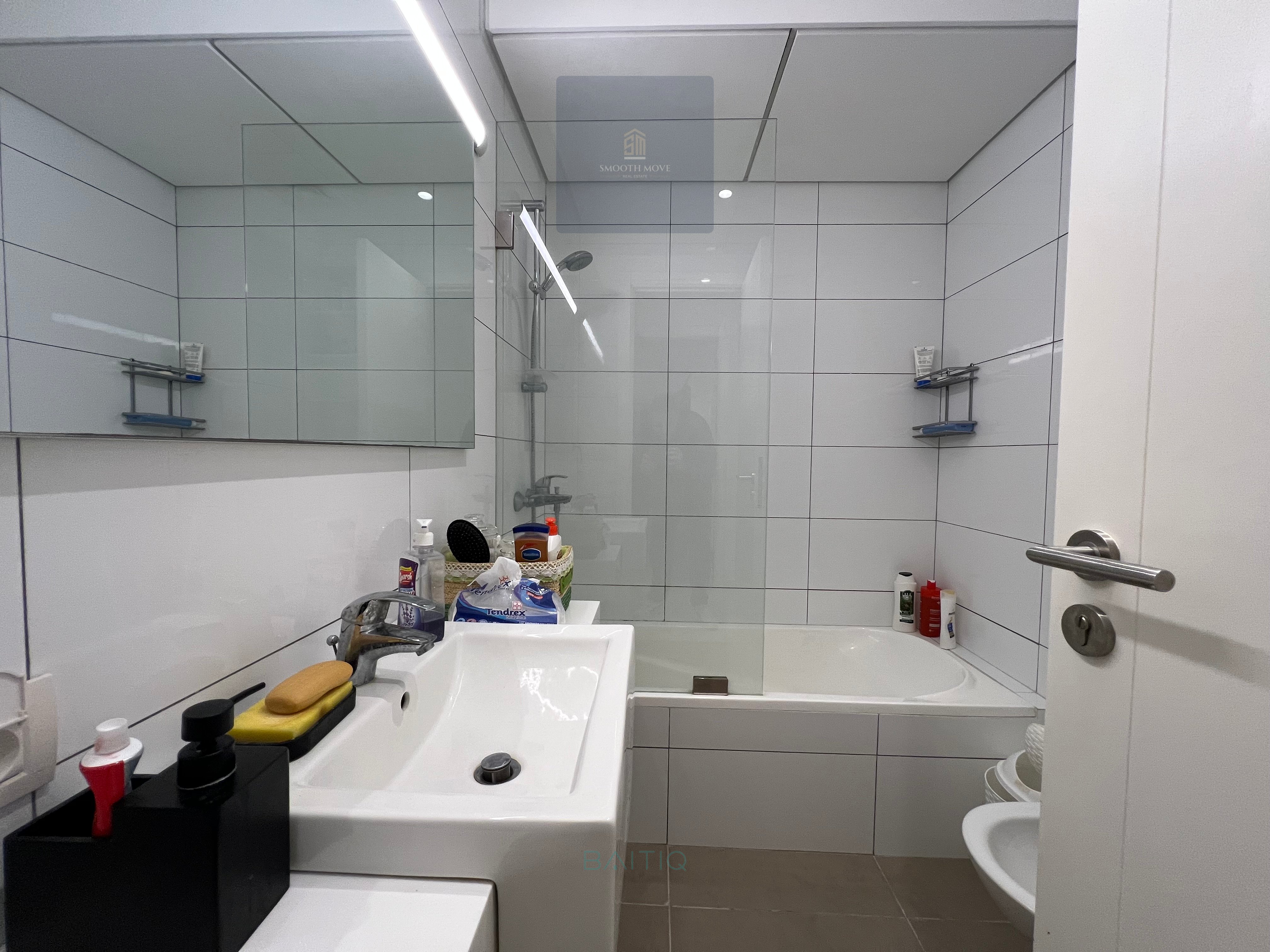 Gorgeous 3 Bedroom for Sale in Ashrafieh in a Gated Community — الصورة 3