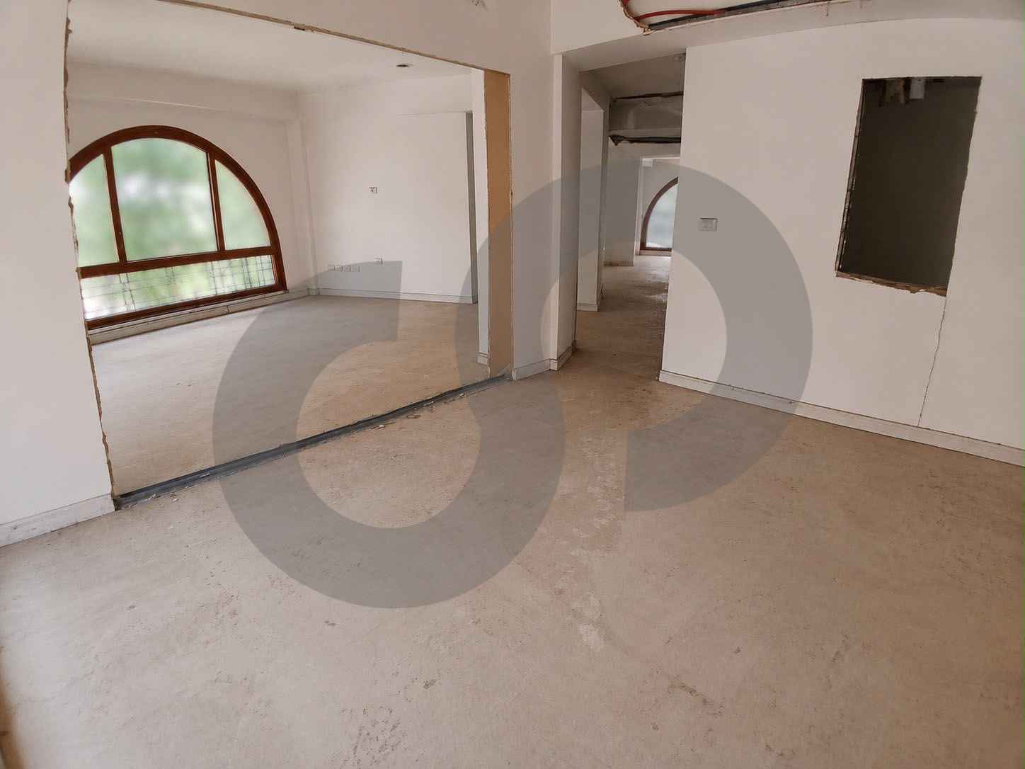 RENTAL OFFICE/Beirut Souks | Foch Street /PRIME LOCATION — الصورة 3