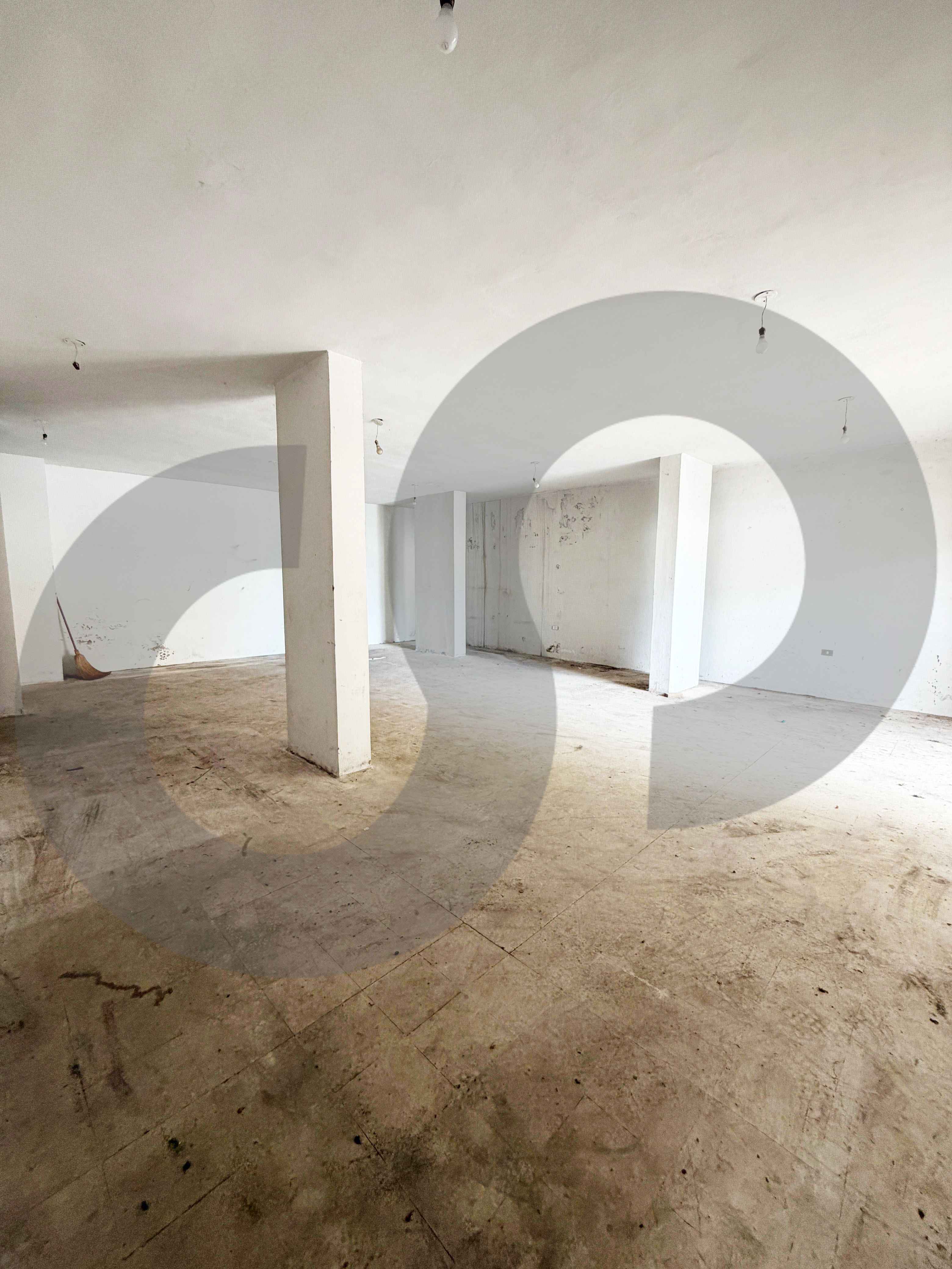 WAREHOUSE/easy access/Title Deed /Bchamoun — الصورة 2