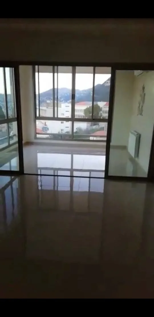 Apartment for Sale in Zouk Mikael — الصورة 9