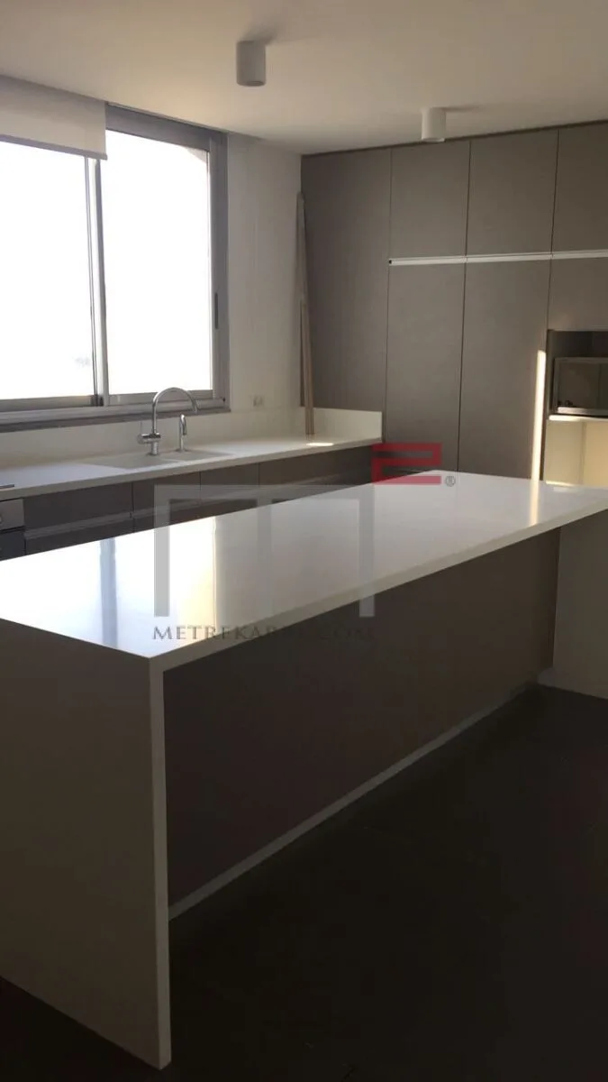 Penthouse for Sale in Achrafieh — الصورة 3