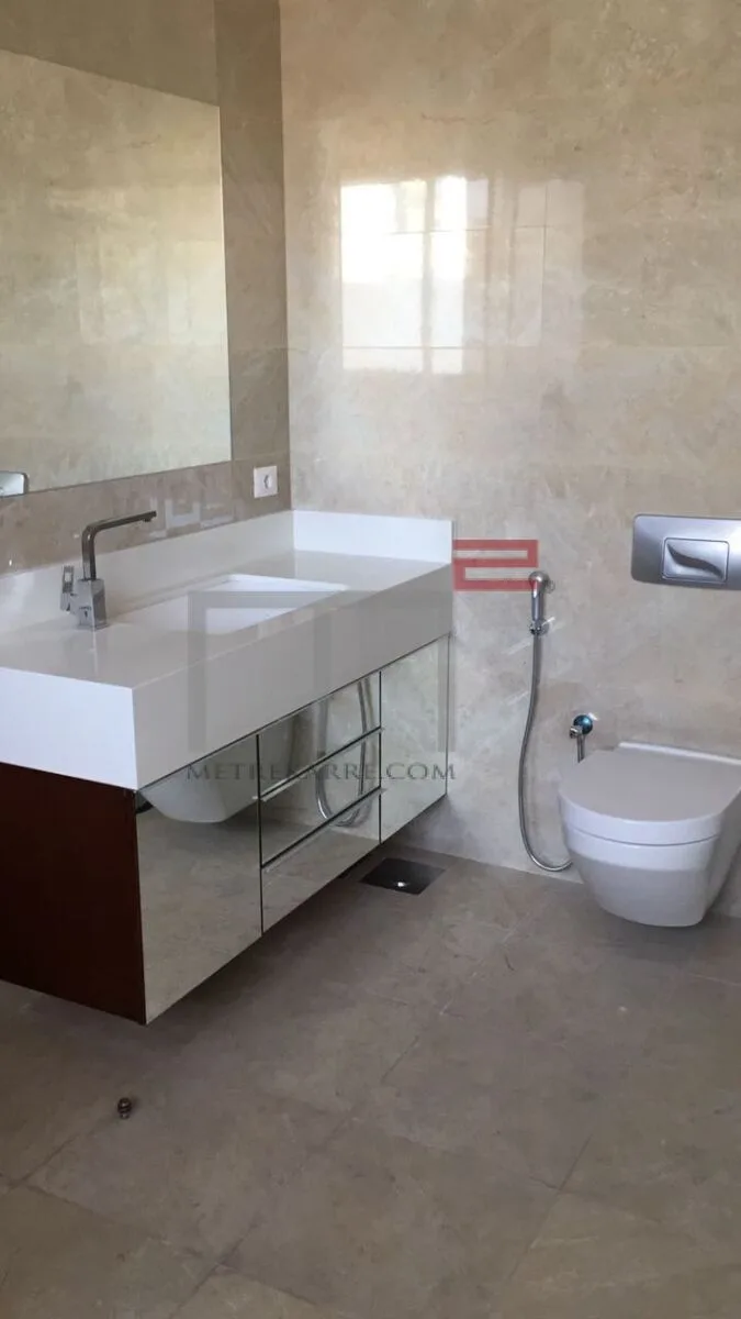 Penthouse for Sale in Achrafieh — الصورة 4