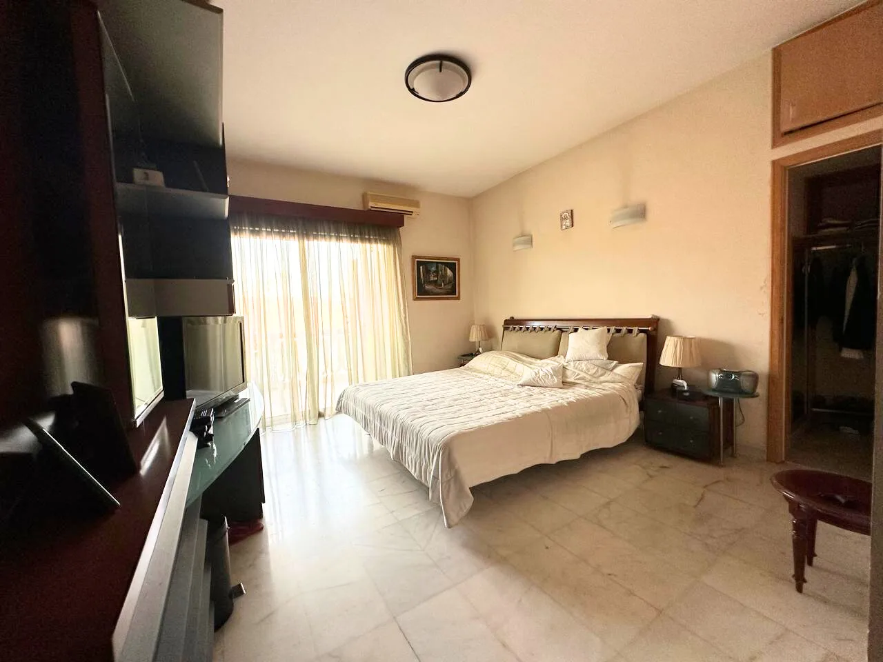 Apartment for Sale in Caree d'or, Achrafieh, Beirut, Lebanon — الصورة 4