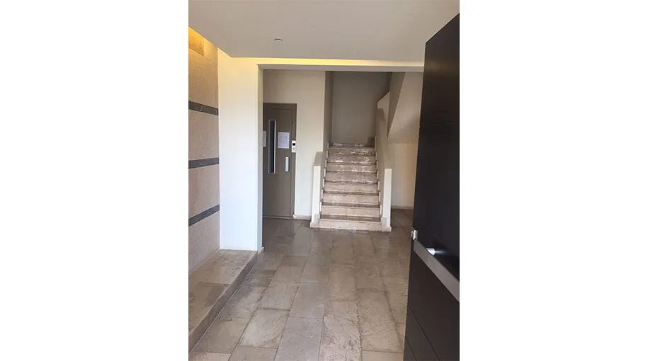 Apartment for Sale in Mazraat Yachoua — الصورة 5