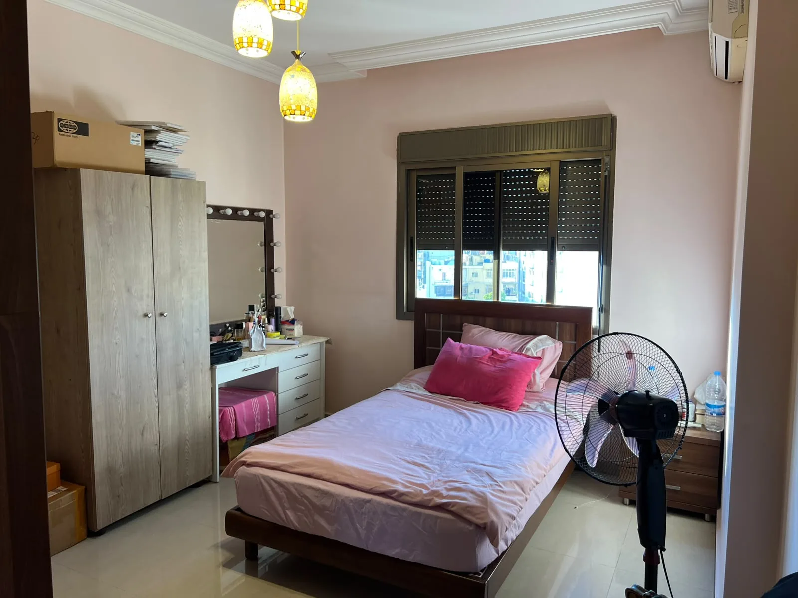 Apartment for Sale in Forn El Chebbak — الصورة 9