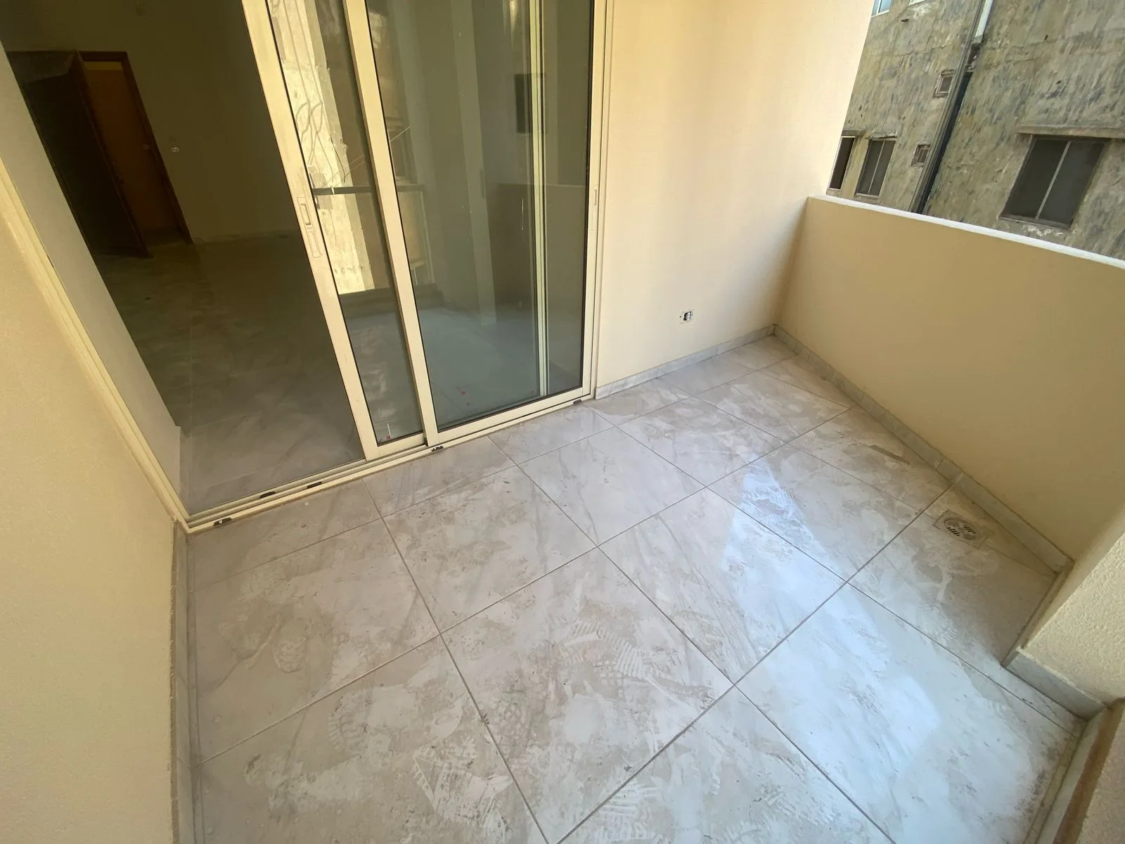 Apartment for Sale in Baouchriyeh, Lebanon — الصورة 2