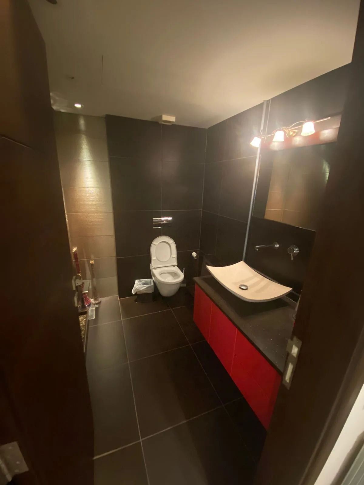 Apartment for Rent in Baabda, Lebanon — الصورة 9