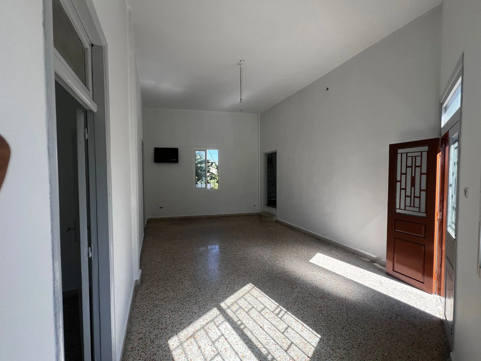 Office for rent in Baabda — الصورة 3