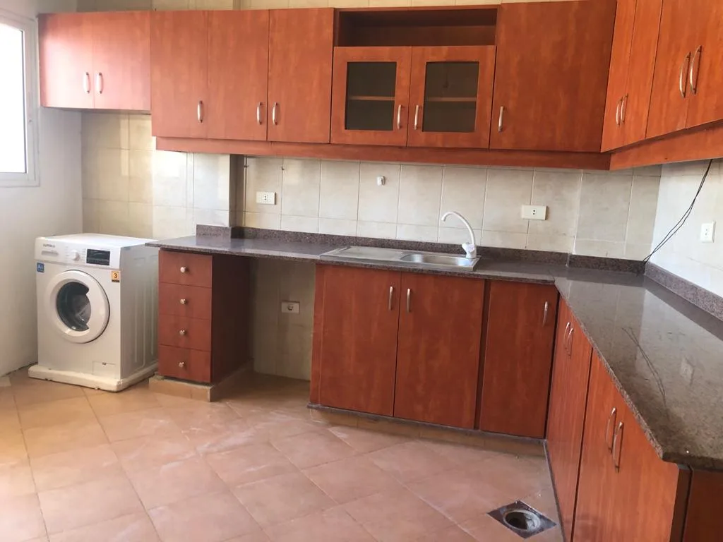 Apartment for Sale in Gemmayzeh, Beirut, Lebanon — الصورة 5