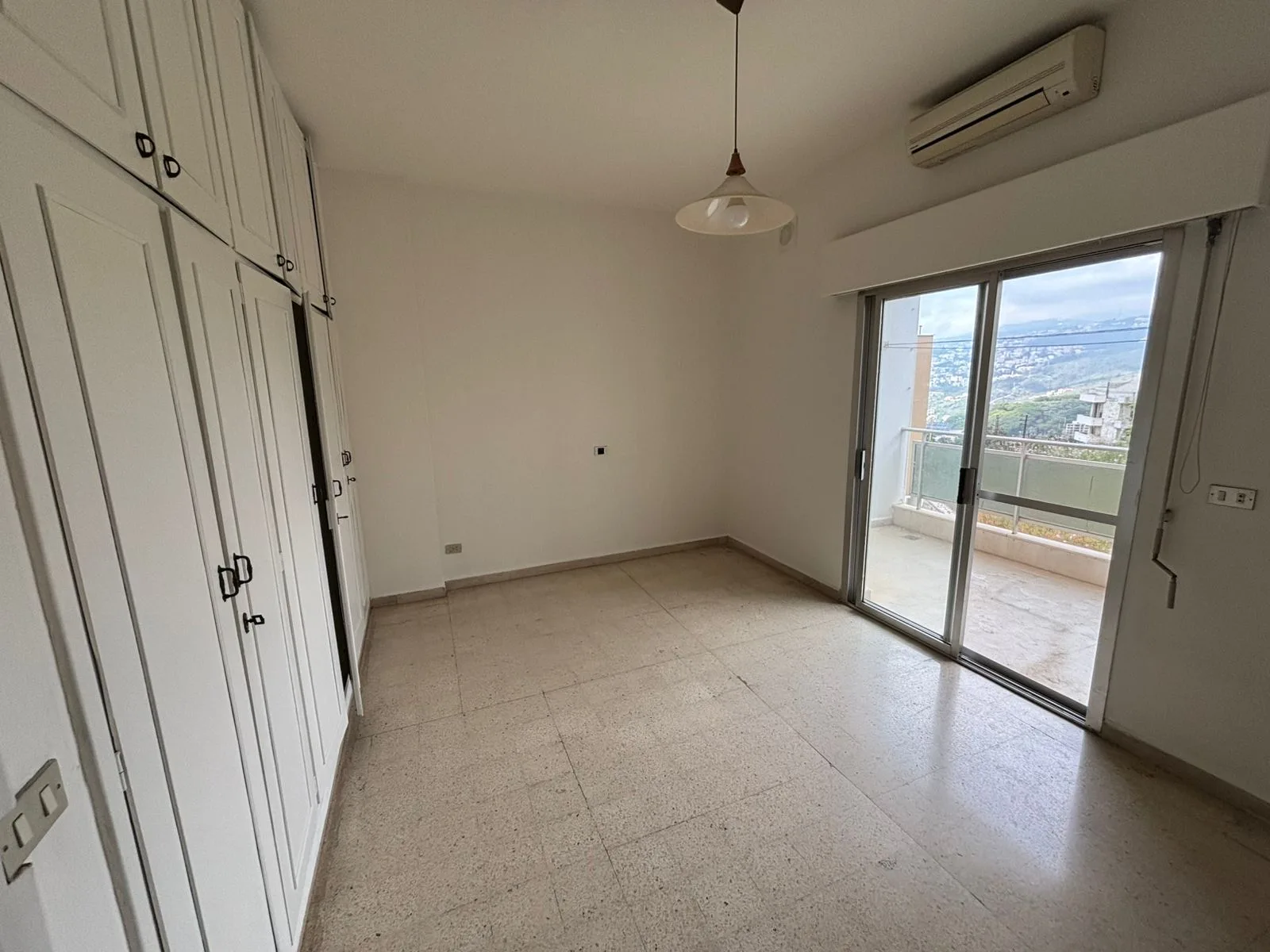 Apartment for Sale in Mazraat Yachoua — الصورة 7