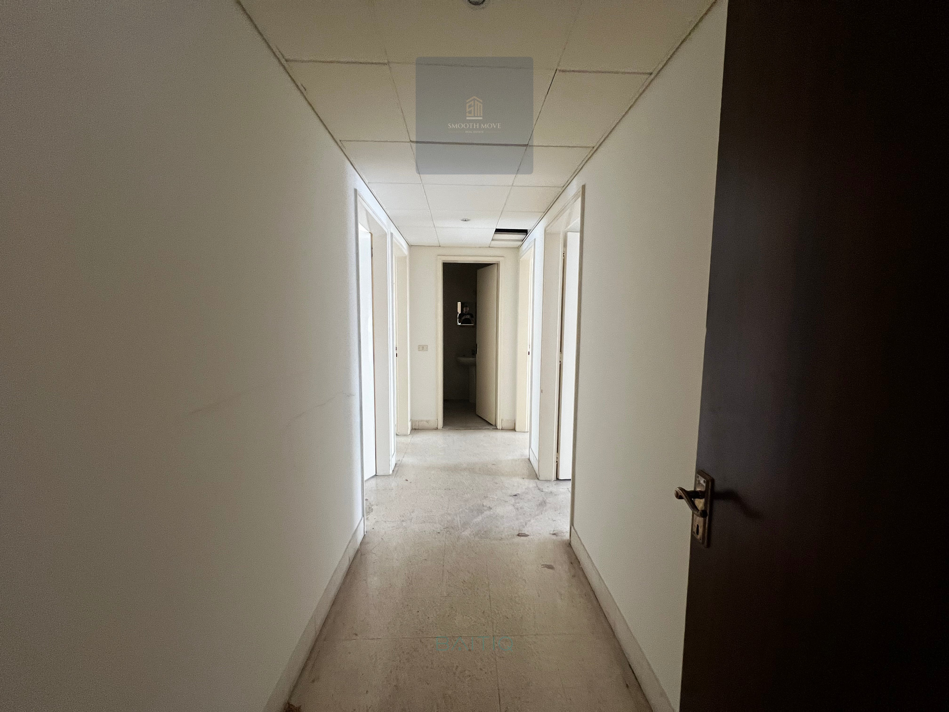 Spacious and Catchy Price Apartment for sale in Sanayeh Beirut — الصورة 13