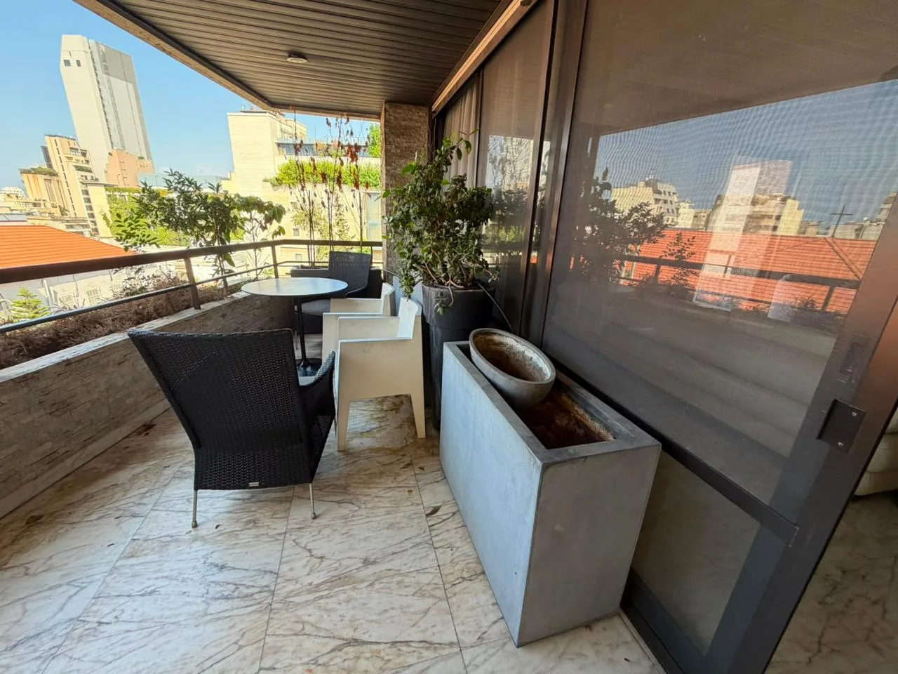 Apartment for Rent in Achrafieh — الصورة 3