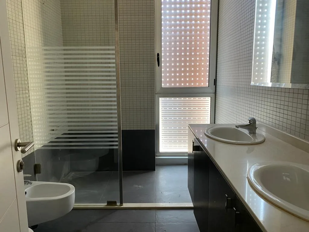 Apartment for Rent in Achrafieh — الصورة 7