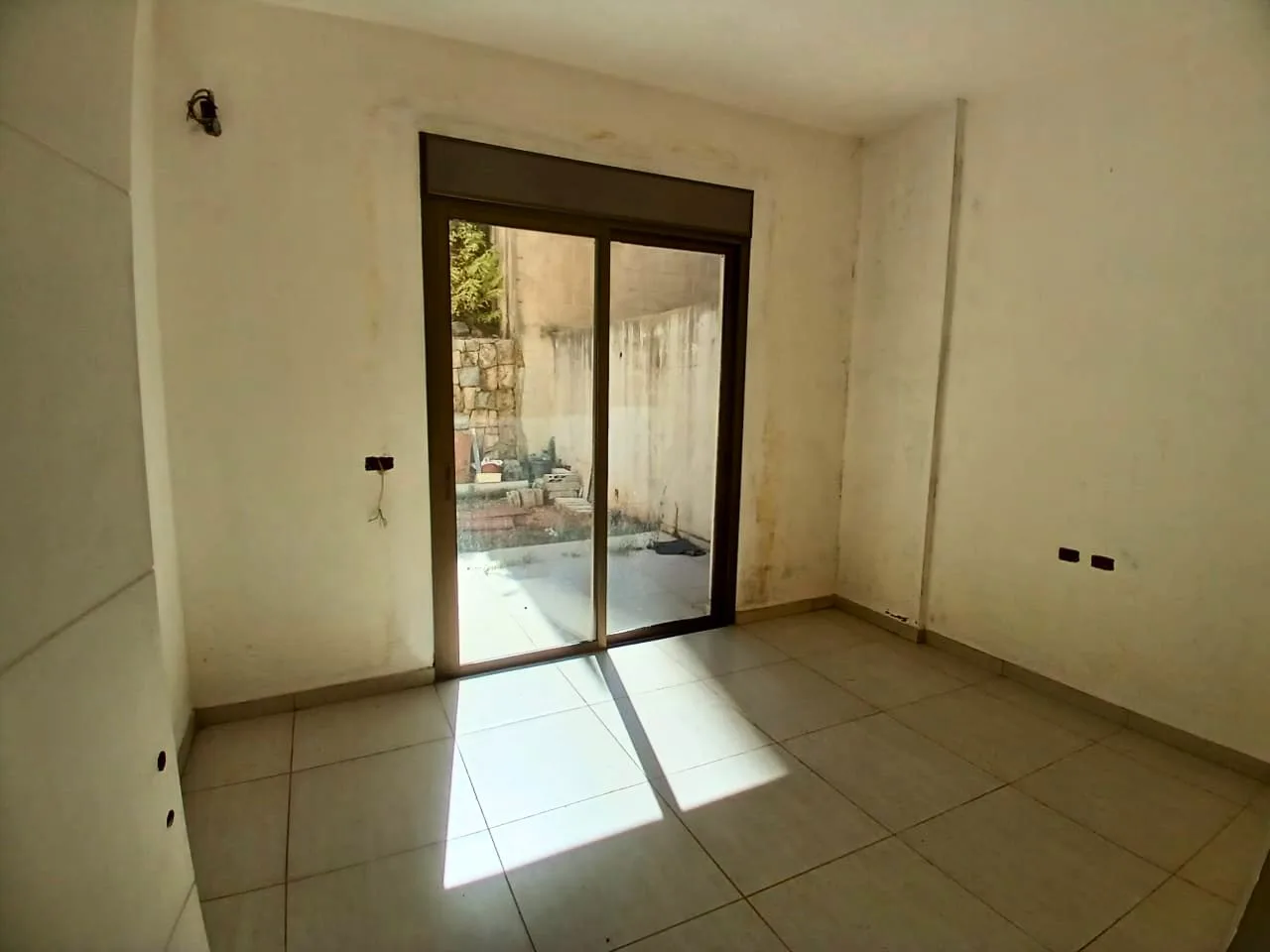 Apartment for Sale in Cornet Chahwan — الصورة 4