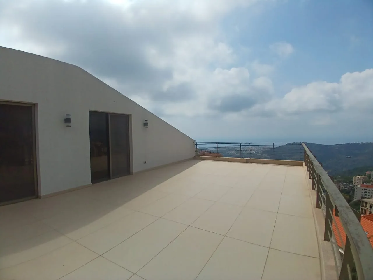 Apartment for Rent in Qornet El Hamra — الصورة 6