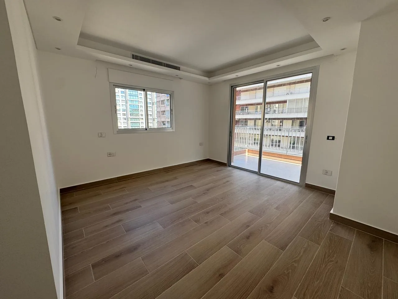Apartment for Sale in Ras Beirut — الصورة 6