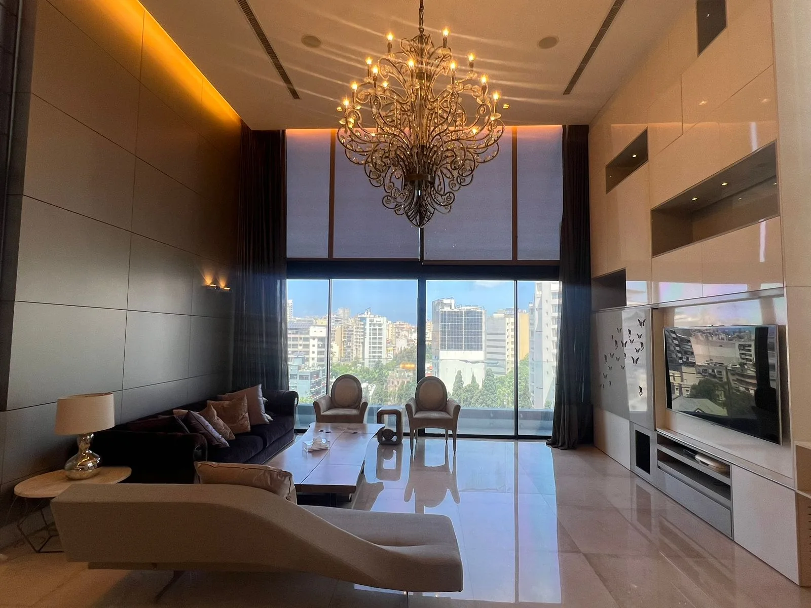 Penthouse for sale in Achrafieh — الصورة 3