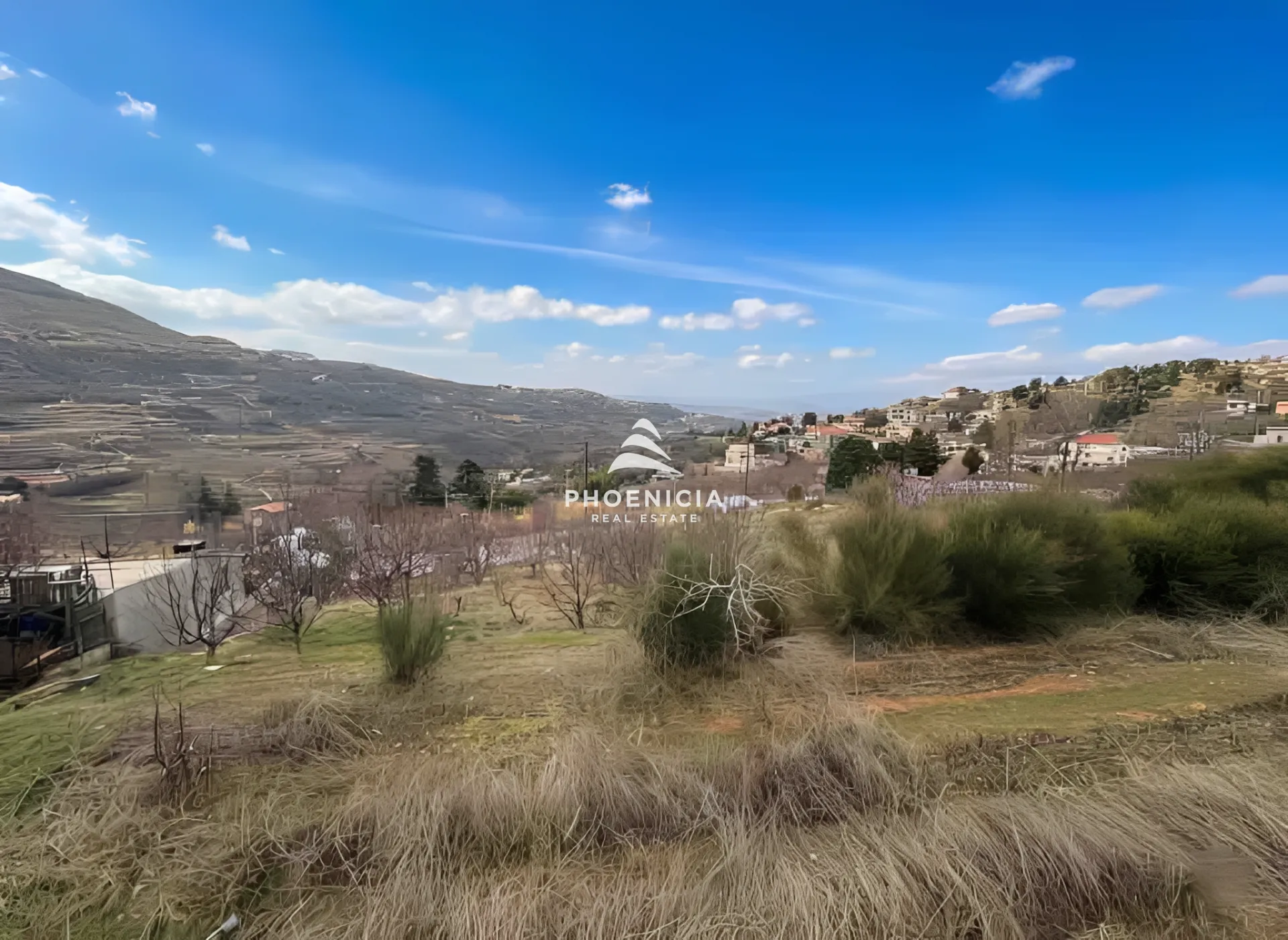 Land for Sale in Kfardebian — الصورة 4