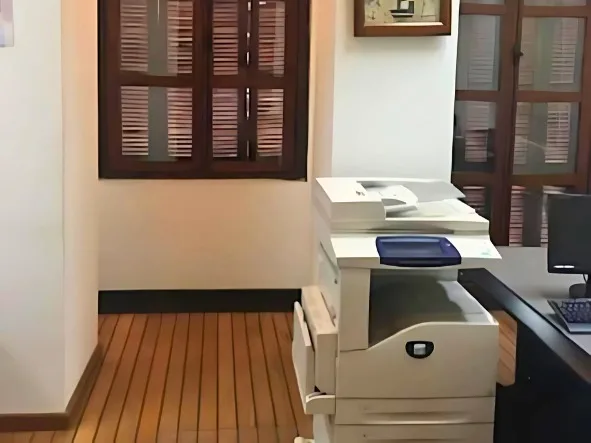 Office for sale in Downtown — الصورة 7