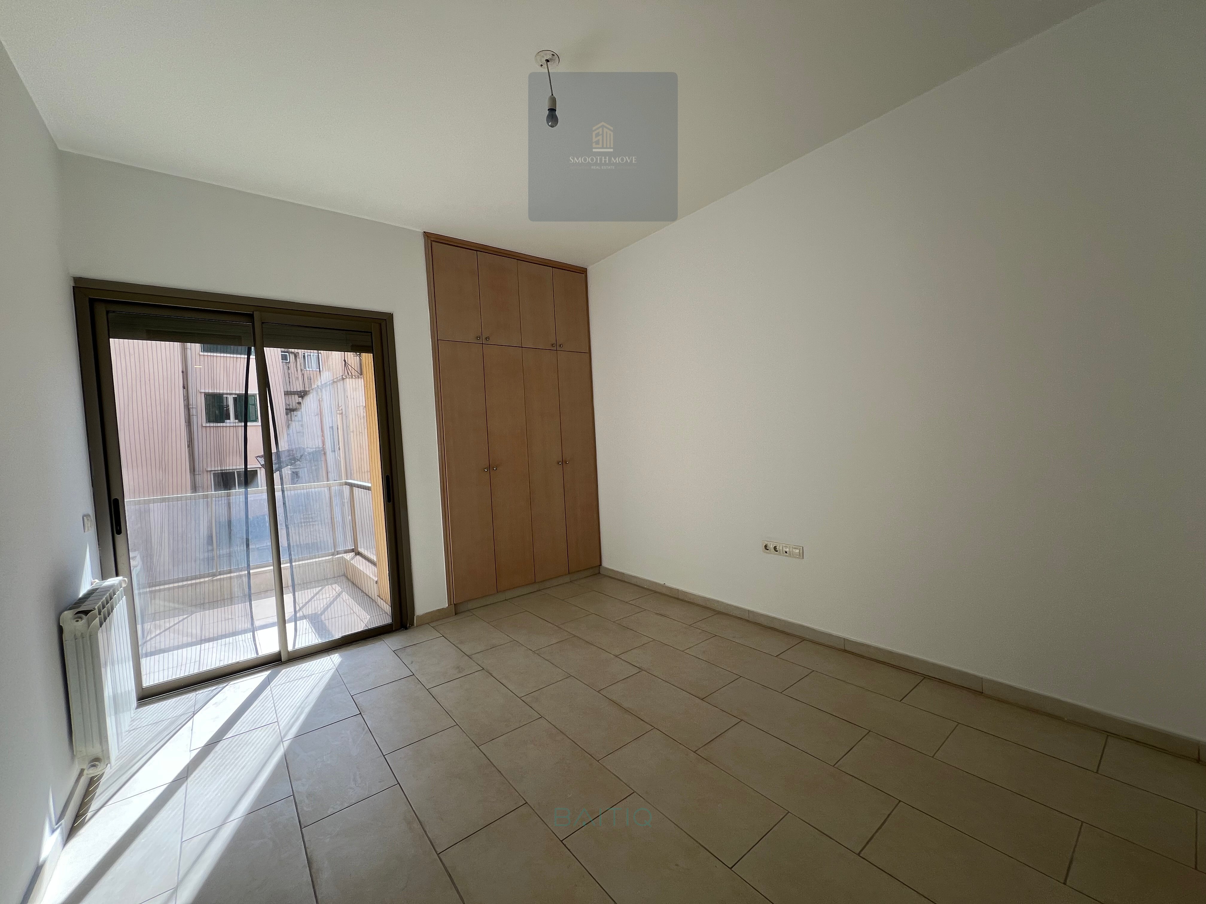 Beautiful Apartment With Outdoor Terrace for Rent or Sale in Gemmayze — الصورة 13