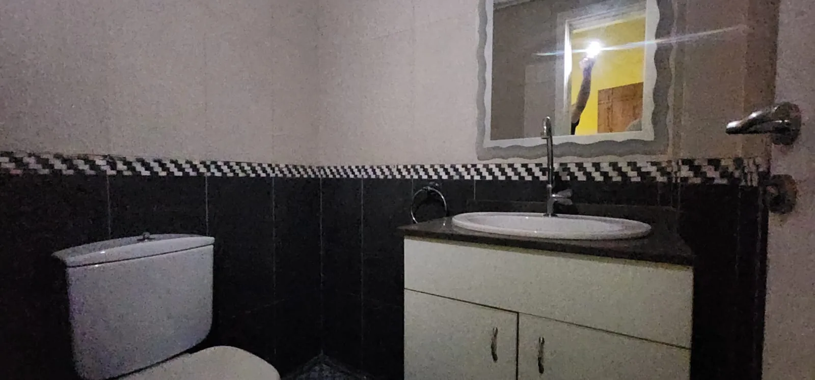 Clinic for Sale in Horch Tabet — الصورة 4