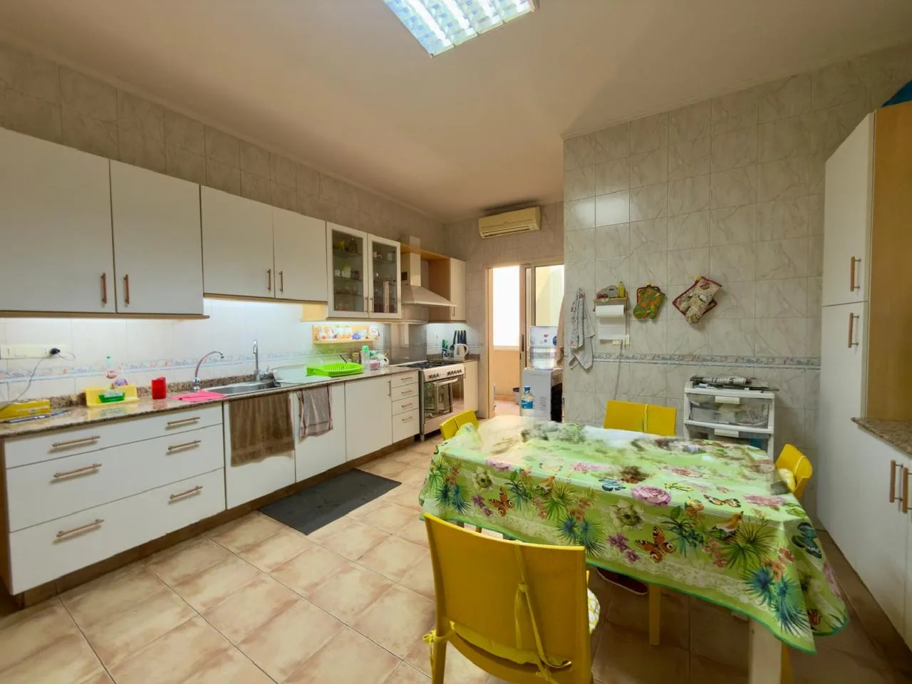 Apartment for Sale in Sioufi — الصورة 9