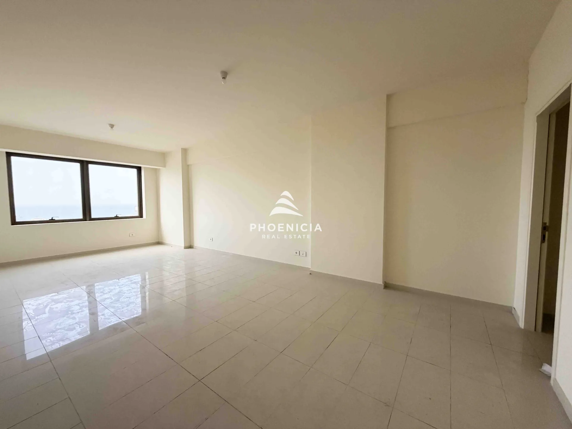 Office for Sale in Byblos — الصورة 5
