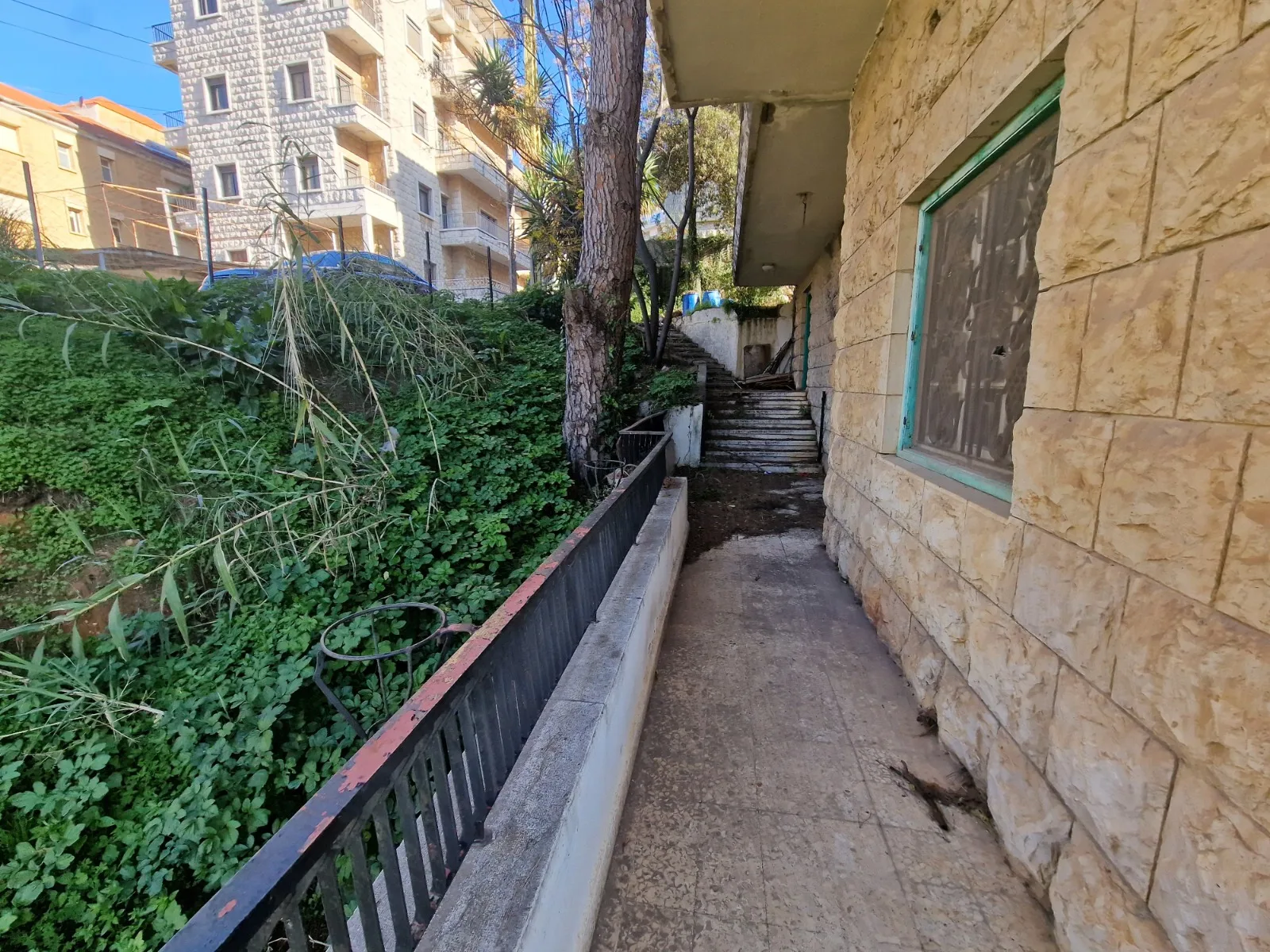 Land for Sale in Broummana, Lebanon — الصورة 5