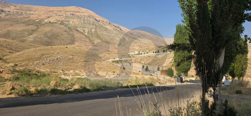 PRIME LOCATION/LAND FOR SALE/ AREZ-BCHARRE — الصورة 3