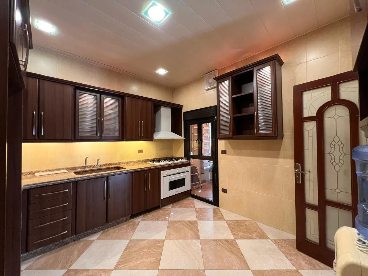 Apartment for Sale in Maghdoucheh — الصورة 6