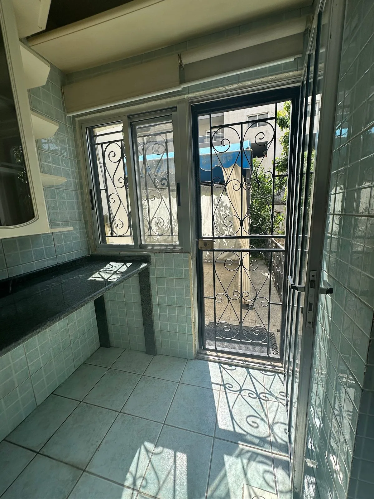 Apartment for Sale in Dik El Mehdi, Lebanon — الصورة 6