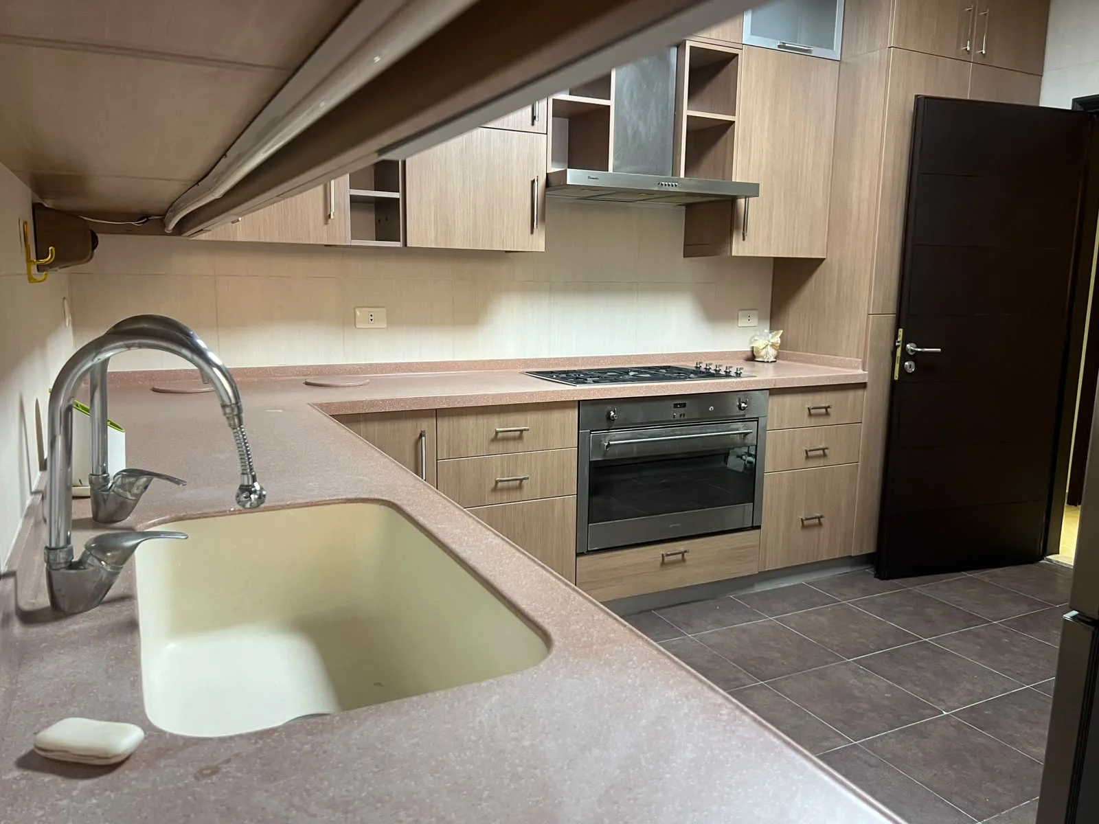 Apartment for Rent in Sin El Fil — الصورة 6
