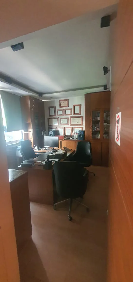 Office for rent in Hamra, Beirut, Lebanon — الصورة 3