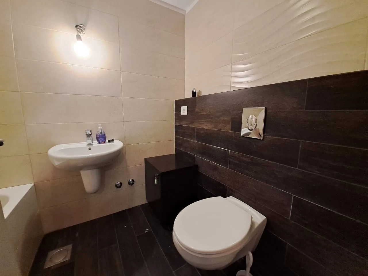 Apartment for Sale in Sin El Fil, Lebanon — الصورة 3