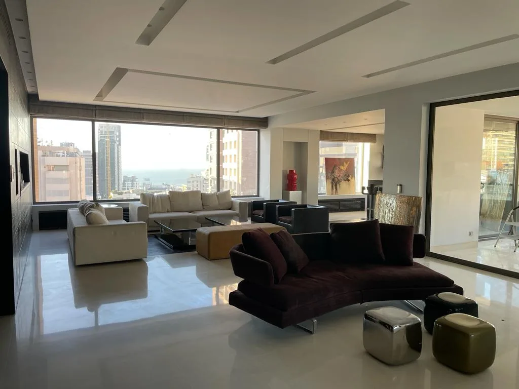 Apartment for Sale in Caree d'or, Achrafieh, Beirut, Lebanon — الصورة 2