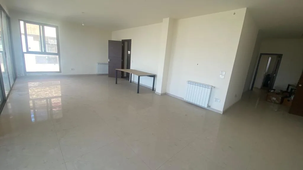 Apartment for Sale in Mazraat Yachoua, Lebanon — الصورة 2