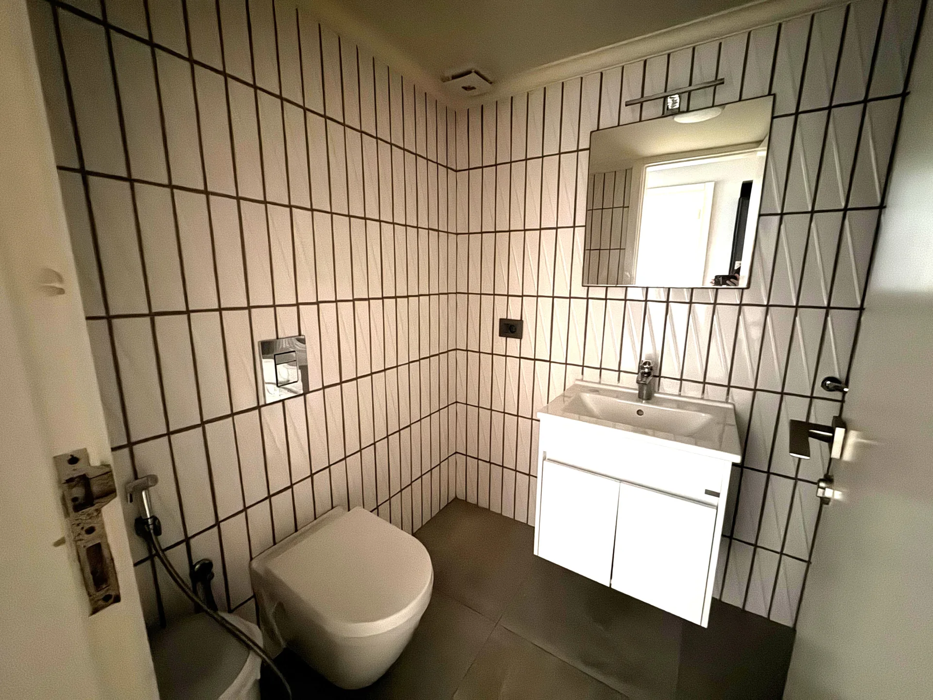 Apartment for rent in Ras Beirut, Beirut, Lebanon — الصورة 6