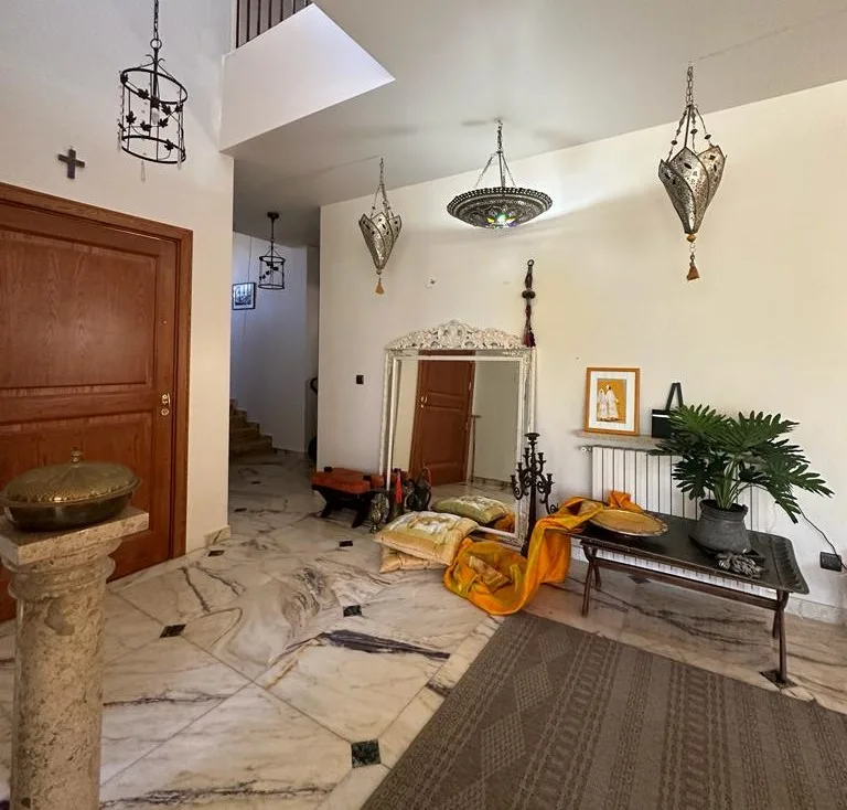 Duplex for Rent in Mayrouba, Lebanon — الصورة 2