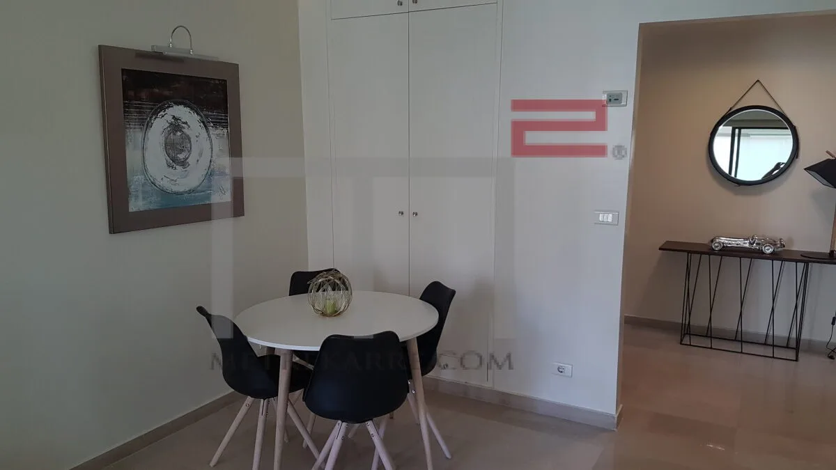 Apartment for Rent in Ain El Mreisse — الصورة 3