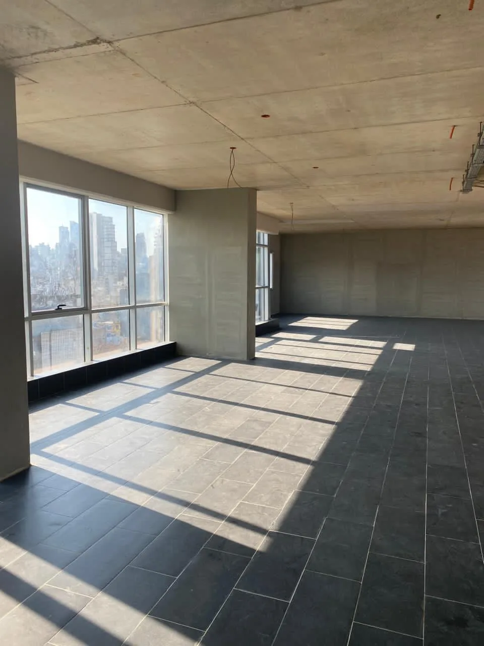 Office for Rent in Mdawar, Achrafieh, Beirut Lebanon — الصورة 10