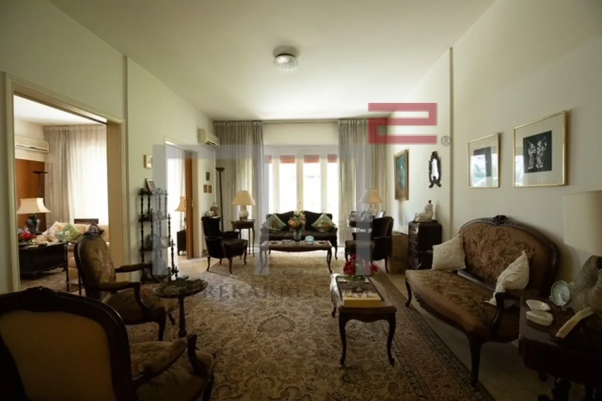 Apartment for Sale in Furn El Hayek — الصورة 2