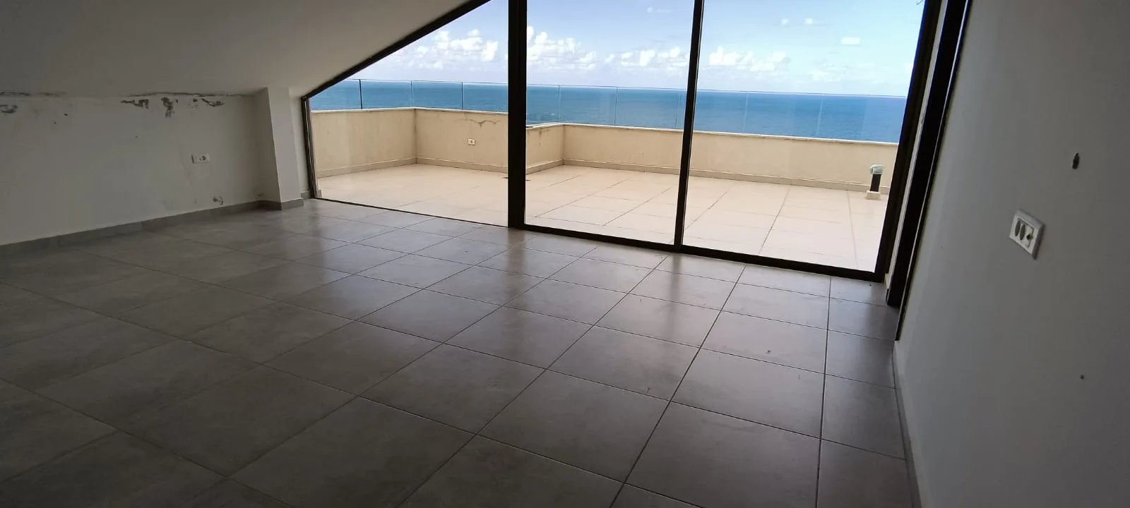 Duplex for Sale in Bouar, Lebanon — الصورة 4