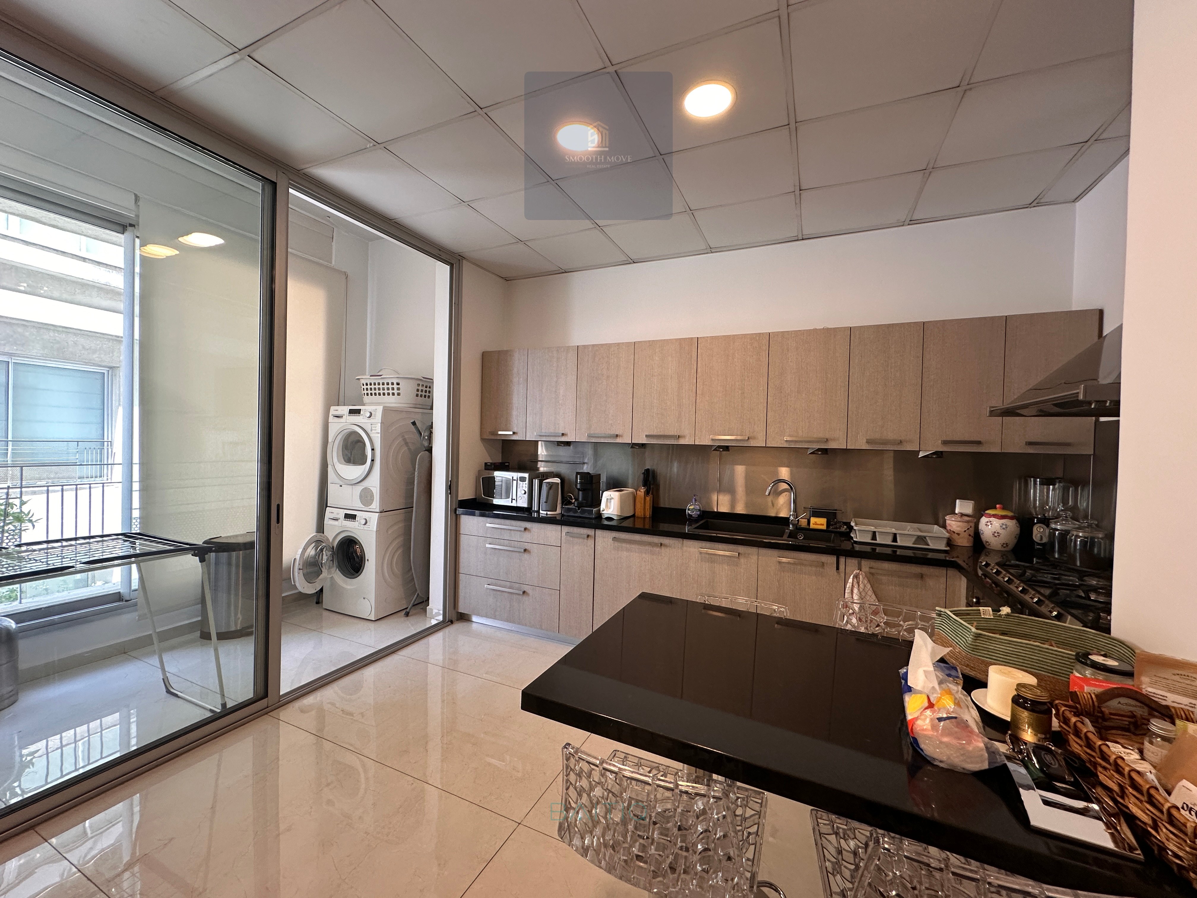 Beautiful 4 Bedroom Apartment for Sale in Saifi, Beirut — الصورة 10