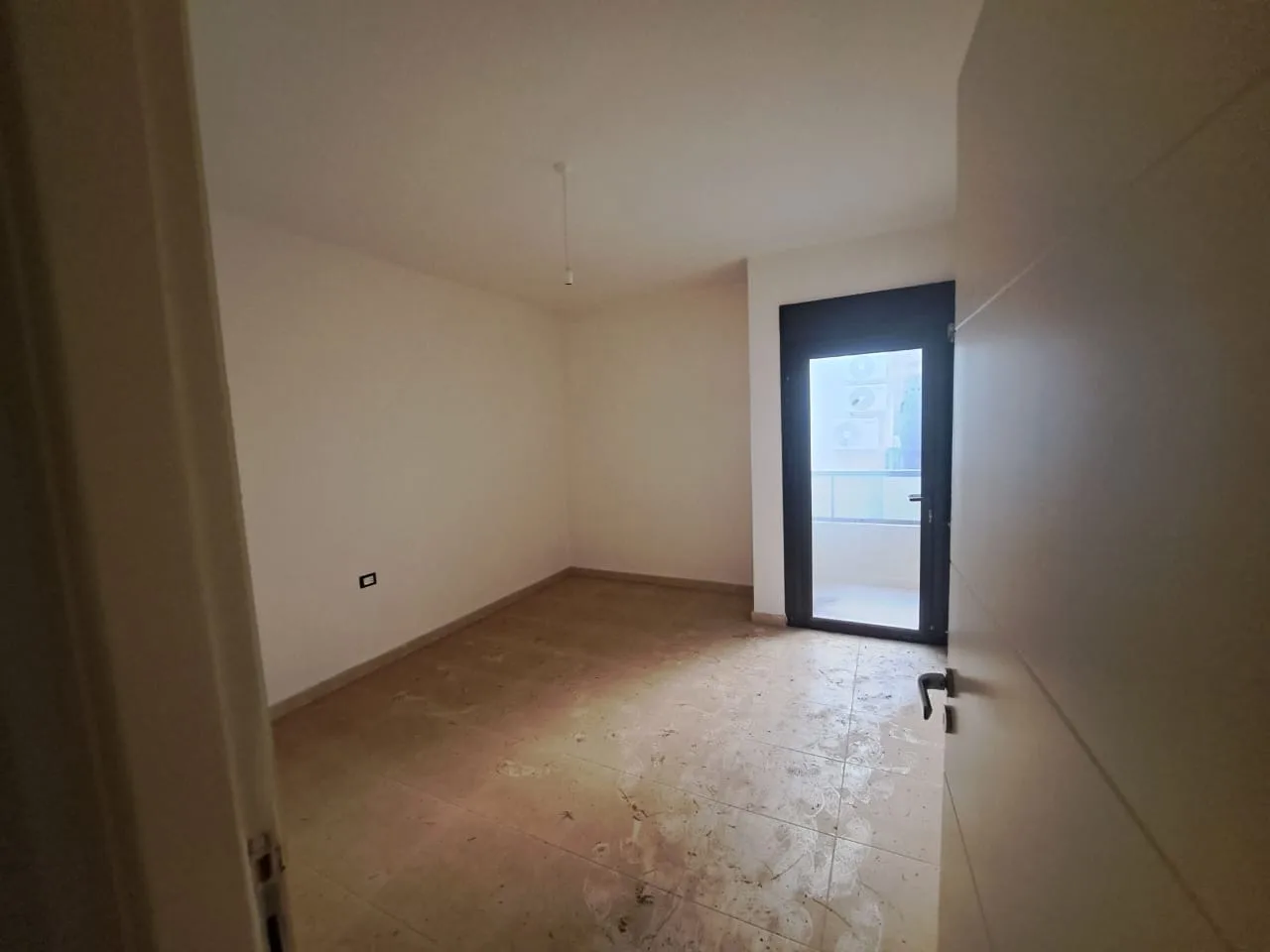 Apartment for Sale in Aamchit — الصورة 3