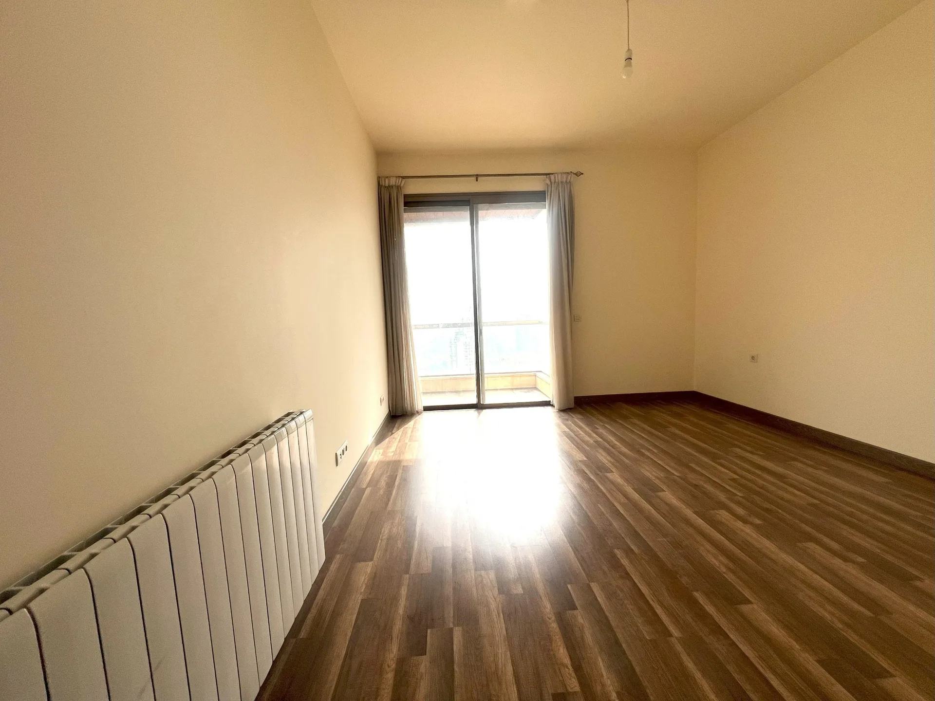 Apartment for Sale in Syoufi, Achrafieh, Beirut, Lebanon — الصورة 10