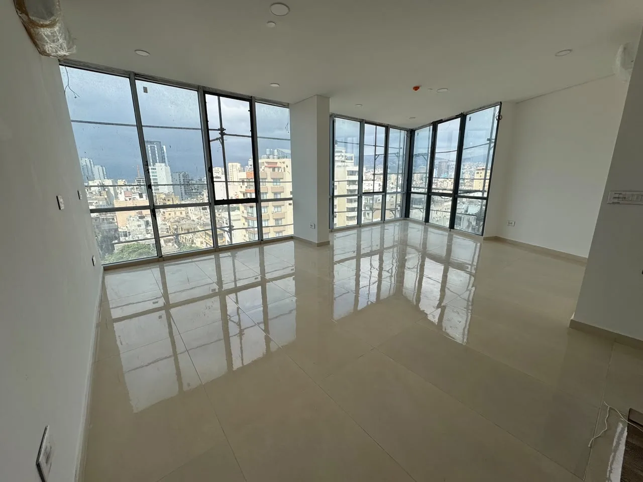 Office for Rent in Adliyeh