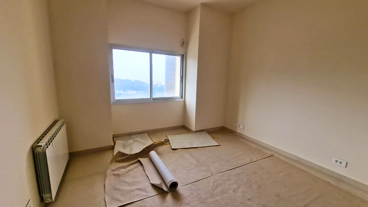 Apartment for Sale in Rabweh, Metn — الصورة 9