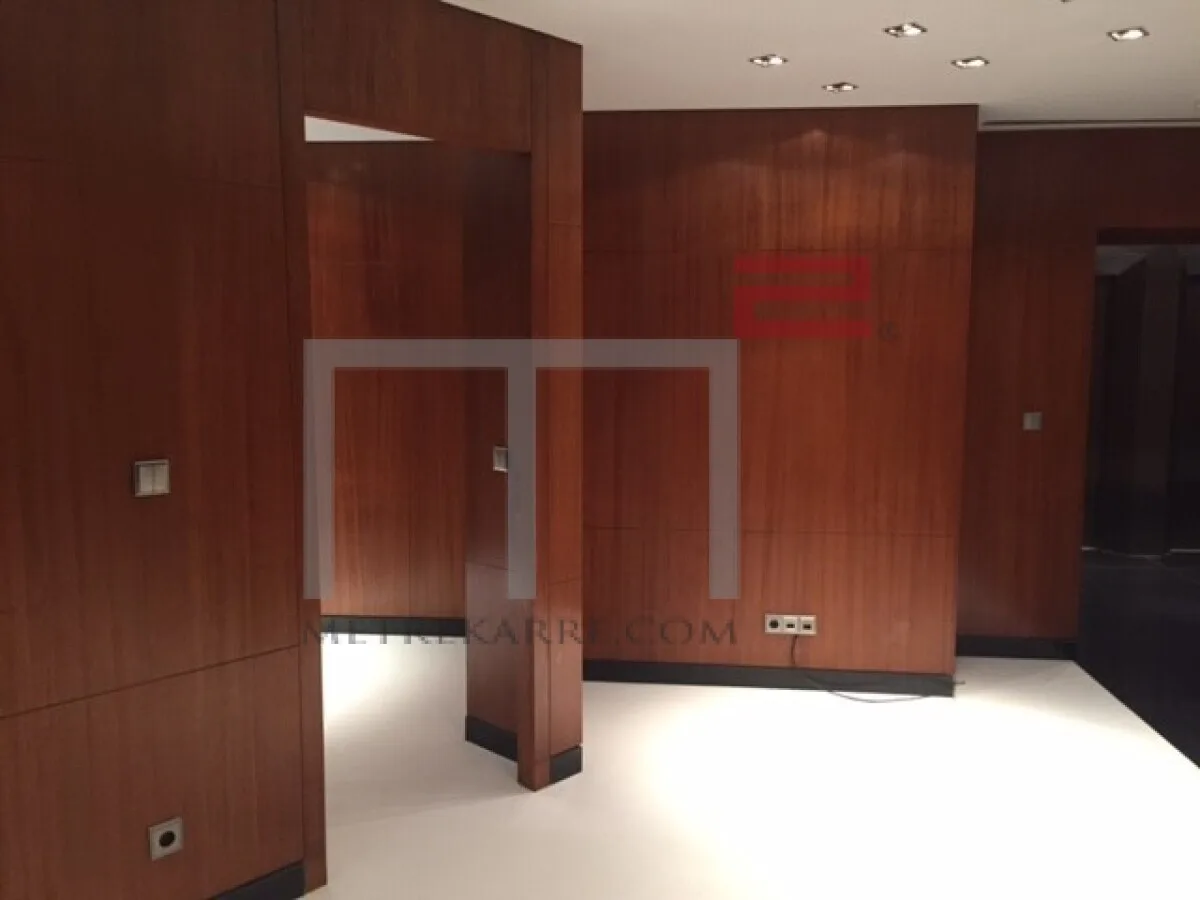 Office for Sale in Achrafieh — الصورة 2